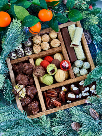 [Надежда Архипова] Новогодний бум: от орешек до конфет. Тариф хочу все (2024)