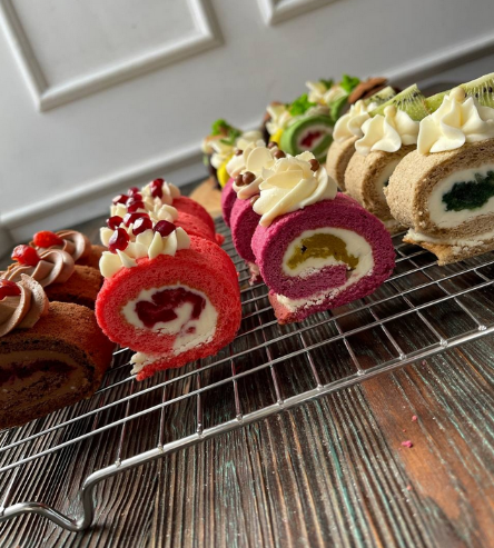 [Юлия Бугимбаева] [Art2cake] Мини-рулеты с 7 разными вкусами (2023)